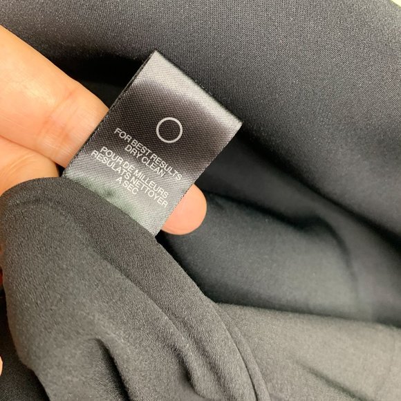 HALSTON HERITAGE Black Cutout Back V-Neck Fit &‎ Flare Dress Sz 4 - Picture 13 of 13